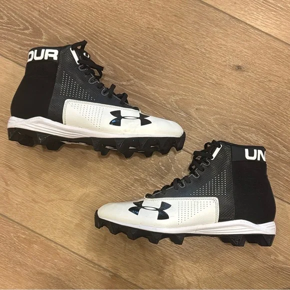 Under Armour Cleats size Youth 7 - Picture 1 of 8